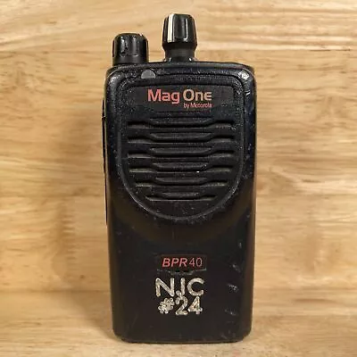 Motorola Mag One BPR40 AAH84RCJ8AA1AN 16-Ch 2-Way Radio Walkie Talkie For Parts • $26