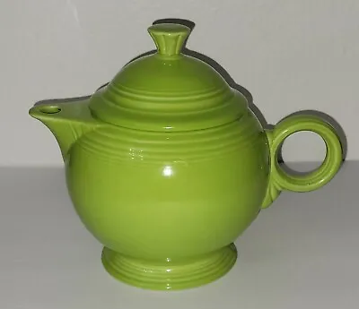 Vintage Fiesta Fiestaware Chartreuse Covered Tea Pot 7.5  Tall • $60
