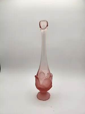 Vintage MCM Viking Glass Cabbage Leaf Swung Rose Blush Vase • $55