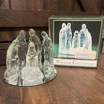 Windsor Collection 6 Piece Modern Glass Nativity Set With Round Display Mirror • $13.56
