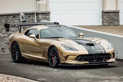 2017 Dodge Viper 2017 Dodge Viper GTC ACR Extreme Black Stripe Edition • $489000