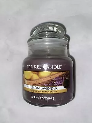 Yankee Candle Lemon Lavender Small Jar | Relaxing Scent | Home Fragrance • £11