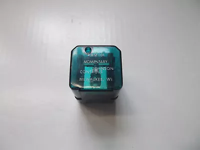 Johnson Controls Rmm-101 Momentary Relay • $12