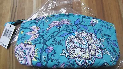 Vera Bradley New Grand Travel Cosmetic Peacock Garden Pattern • $28