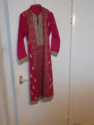 Indian Cerise Shalwar Kameez • £2.99