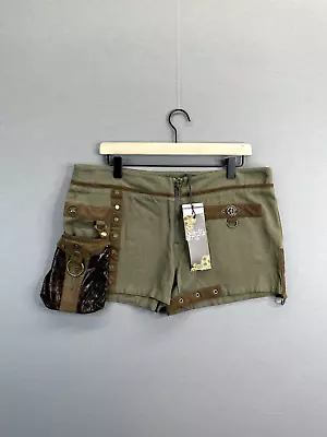 RQ-BL Red Queens Black Legion Womens Green Shorts Steampunk NWT Size XL • $40.50