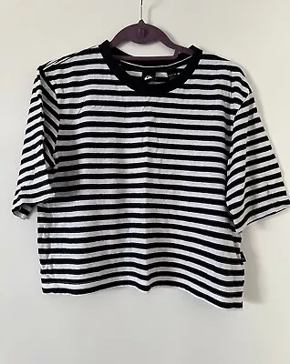 Quicksilver T Shirt Size S Or 10 Black And White Stripe • $9