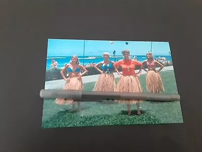 The Brady Bunch Hawaii Jan Carol Alice & Marcia 4x6 Glossy Color Photo New  • $4.99