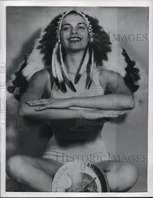 1957 Press Photo Rose Mary Raab Entry In Miss Universe Contest • $19.99