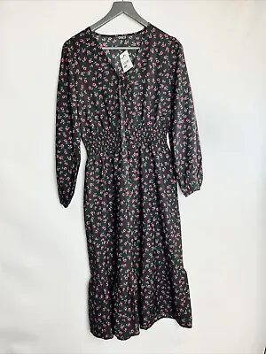 Quiz Black Ditsy Floral Dress. UK 8 **** V267 • £19.94