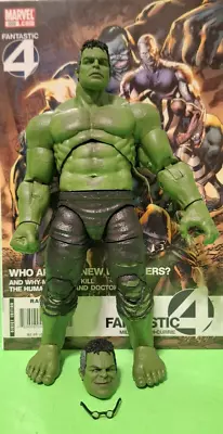 Marvel Legends SMART HULK BAF COMPLETE + GREAT COMIC FANTASTIC 4 # 559 • $56.99