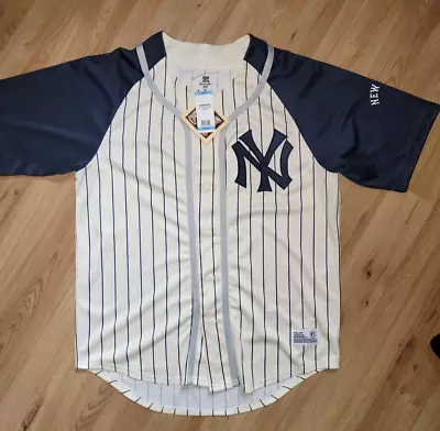 New York Yankees Cooperstown Collection Majestic Baseball Jersey Large Vintage • $36.99