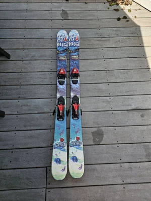 $50 • Buy Atomic Spike 140cm Twin Tip Skis