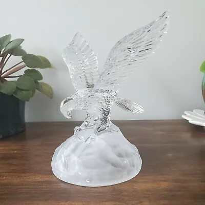 Cristal D' Arques Clear Lead Crystal Eagle W/Fish On Frosted Crystal Nest Base   • $17.50