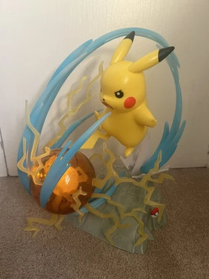 £20 • Buy Pokemon 25th Anniversary Pikachu Light Up Deluxe Statue Official Nintendo