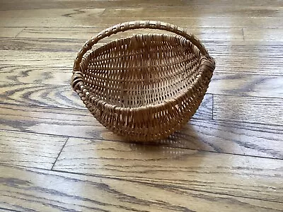 Vintage Woven Egg  Basket 6” X 6  • $18