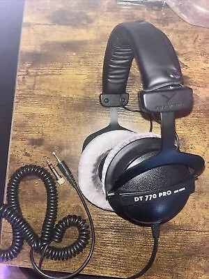 Beyerdynamic DT 770 PRO 250 Ohm Headphones • $91