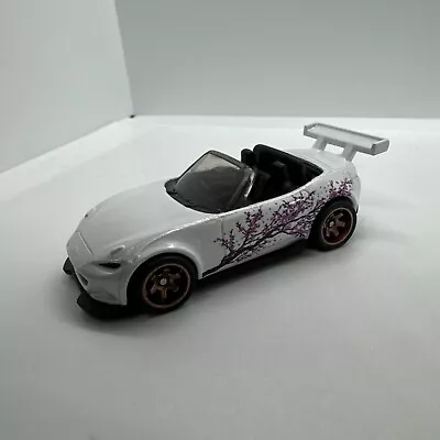 Hot Wheels Mazda Mx5 Custom JDM Sakura Real Rider • $16.99