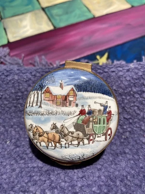 $15 • Buy Crummles Enamel Trinket Box Sleigh Scene Christmas Anno Domini 1977 AS IS