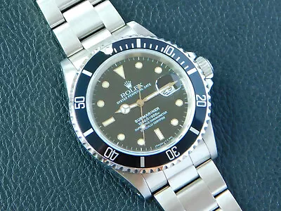 Rolex Submariner Date Ref 16610 Box & Papers 1991 • £7350