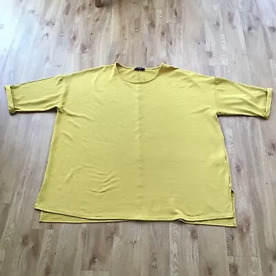 New Look Curves Ladies Mustard Top Size 26 (60” Chest) • £3.50