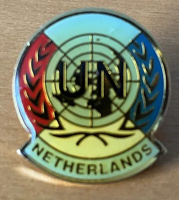 Vintage Netherlands Army UN United Nations Cap/ Beret  Badge • £5