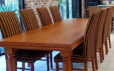 $562 • Buy Used Like New Beautiful Solid Dining Table And Comfortable Chairs 