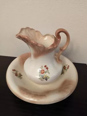 Vtg Off White / Tan Pitcher & Bowl Set Ceramic Glazed - Lynn 1986 On The Bottom • $18