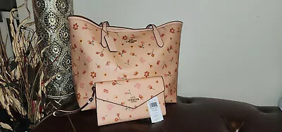 NWT COACH CITY TOTE W/ Wallet Mystical Floral Print Faded Blush C8743 C8708 • $240