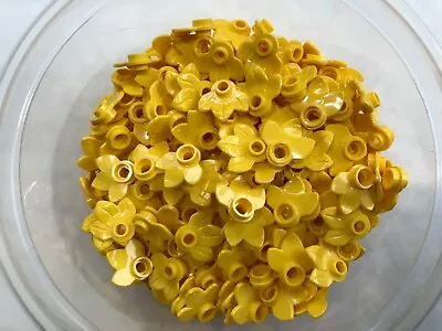 Lego-new-#32607- Yellow-round Plant Plate  1 X 1 W/ 3 Leaves -20 Pieces • $2.84