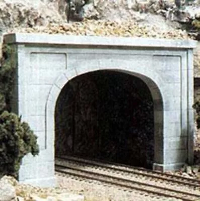 Woodland Concrete Double Portals (2) - N Scale - Model Railroad Tunnel - #c1156 • $12.84