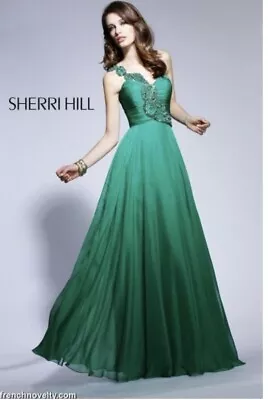 Sherri Hill Prom/Pageant Dress - Emerald Green - Size 4 • $210