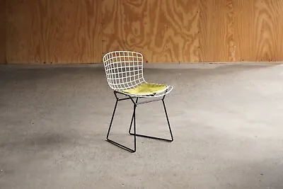 Knoll Bertoia Childrens Wire Chair • $600