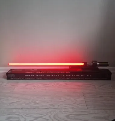Star Wars Memorabilia Lightsabre 30th ANNIVERSARY • £125
