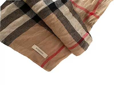 £100 • Buy BURBERRY Giant The Classic Check Cashmere Scarf - Beige