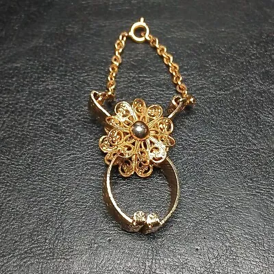 Vintage Gloves Clip Gold Tone Filigree Flower. 10937 • $17.99