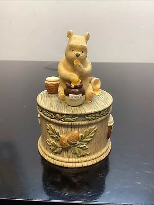 Disney Classic Winnie The Pooh Border Fine Arts Rare A3239 Pooh With Hunny Pot • $43.46