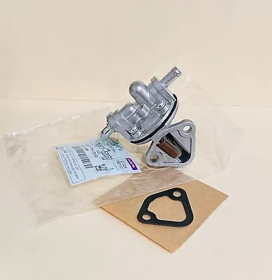 Genuine OEM Kubota Fuel Pump With Gasket / D902 / 1G961-52030 • $110