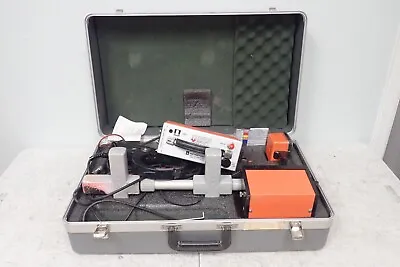 Metrotech Model 810A Pipe And Cable Locator W/ 810 Transmitter 4820 Clamp Case • $950