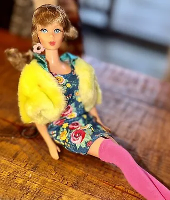Vintage Mod Brunette Talking Barbie Doll (mute) • $120