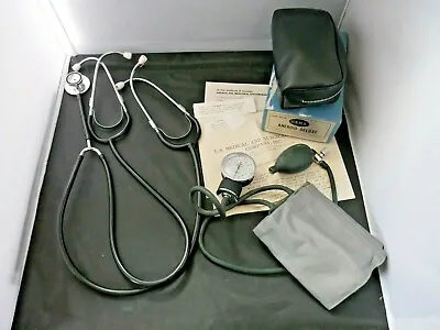 Vintage Nurse Dr Tools Sphygmomanometer Dual Head Stethoscope Blood Pressure • $34