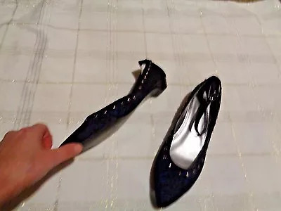 Womens C Label Hudson Blue & Black Ankle Strap Mini Heels Shoes Size 7 1/2 • $18.99