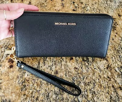 MICHAEL KORS MERCER ZA Travel Continental Pebbled Leather Black NWT • $98.99