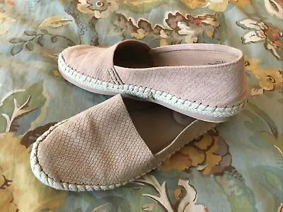 Adam Tucker By Me Too Espadrille Leather Casual Flats Slip Ons 8.5 Dusty Pink • $15