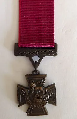 Victoria Cross Miniature Medal Loose With 6  Ribbon • £10