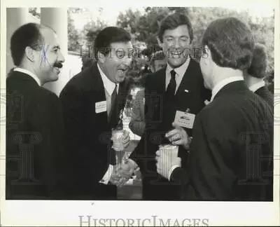 1988 Press Photo Jim Bob Moffett Greets His Visitors During Party At His House • $15.99