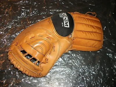 Vintage Brand New In Wrapper Ccm Gc1r Goalie Hockey Glove 4 Right Hand Pro Model • $379.99