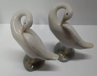 Vintage Lot Of 2 Lladro Long Neck Swan Goose Preening Figurines From Spain 1977. • $30