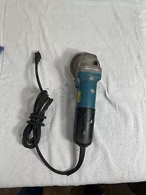 Makita 4-1/2  Angle Grinder | Corded | Model 9557NB - FAST FREE SHIPPING! • $48.99