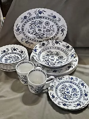 16 Pieces Vintage Classic J & G MEAKIN Blue Nordic English Ironstone Dinnerware • $99.99